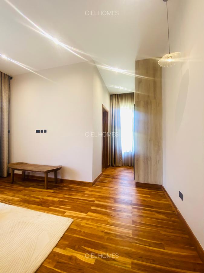 4 Bed Villa with En Suite in Loresho - 10