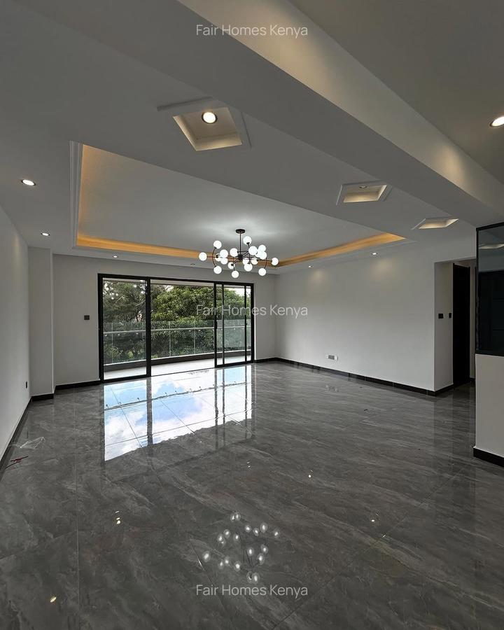 4 Bed Apartment with En Suite at Valley Arcade - 7