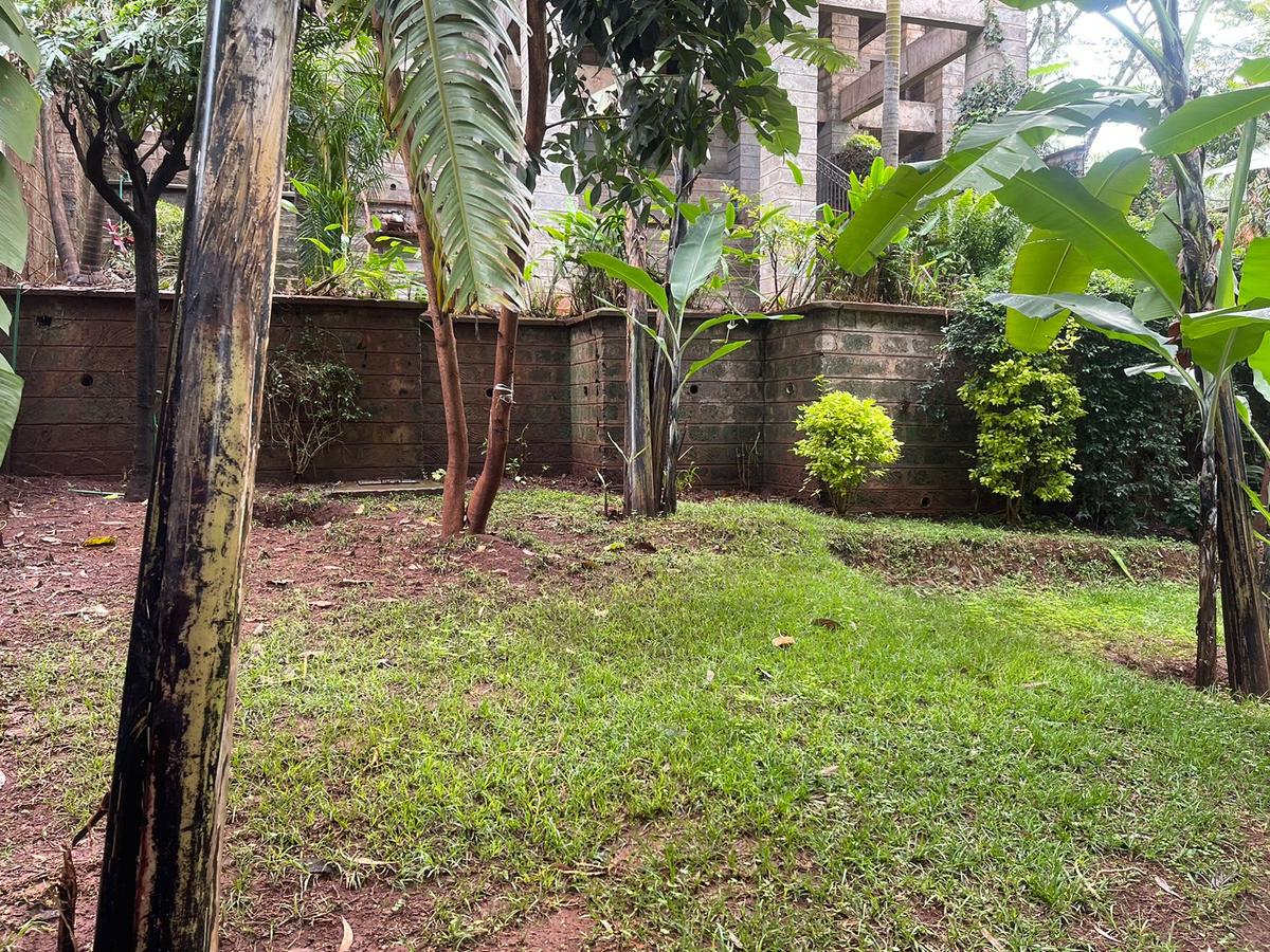 5 Bed Villa with En Suite in Lavington - 14