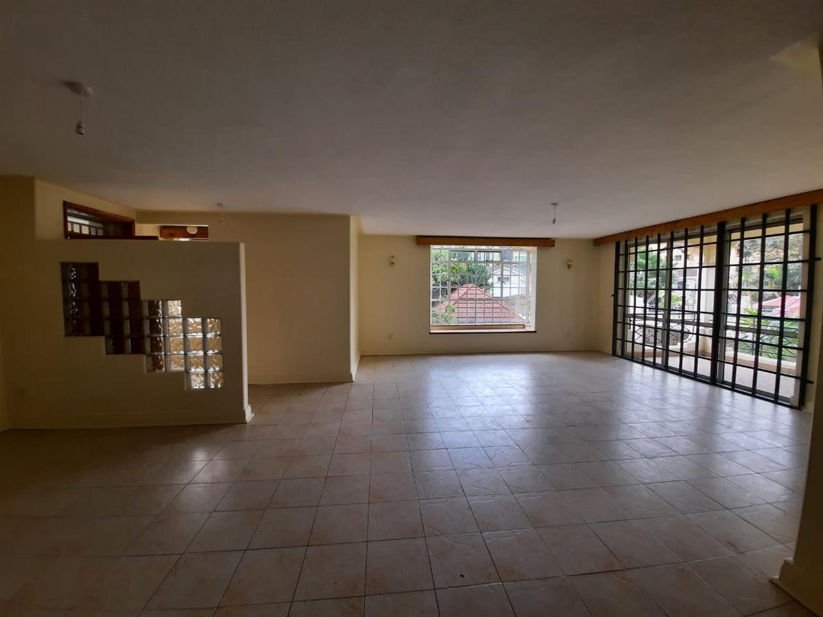 Serviced 3 Bed Apartment with En Suite in Kilimani - 3