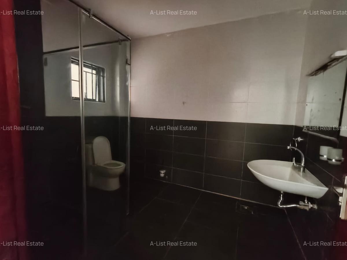 3 Bed Apartment with En Suite at 4Th Parklands - 6