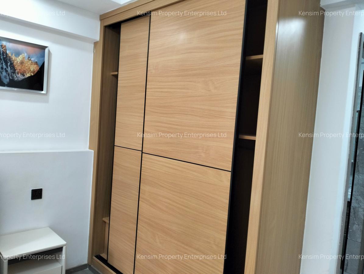 3 Bed Apartment with En Suite in Lavington - 10