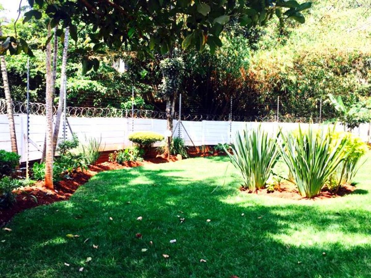 4 Bed House with En Suite in Rhapta Road - 9