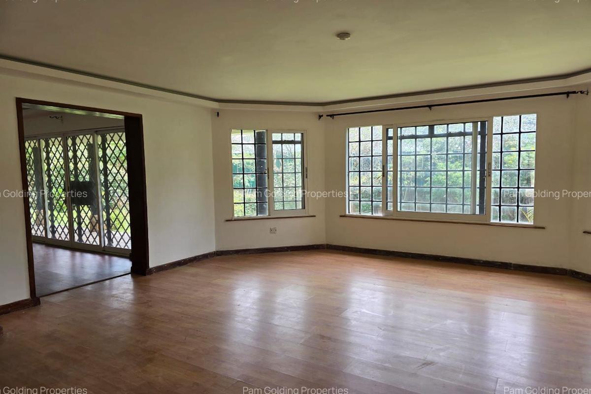 5 Bed House in Runda - 4