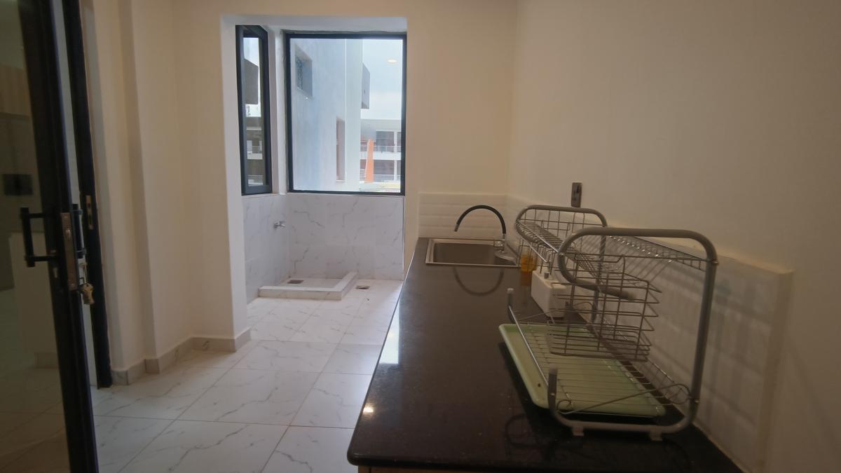 4 Bed Apartment with En Suite at Spring Valley Estate - 3