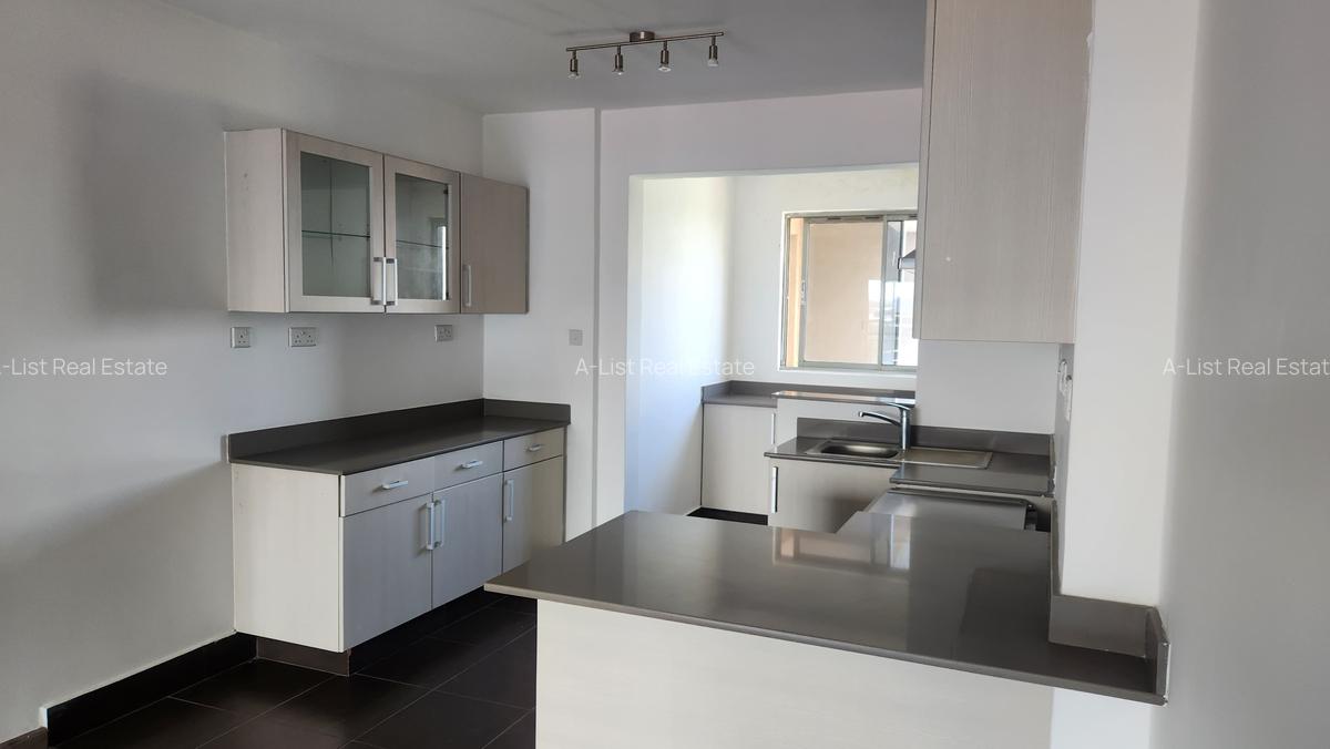 2 Bed Apartment with En Suite at Ojijo Road - 2