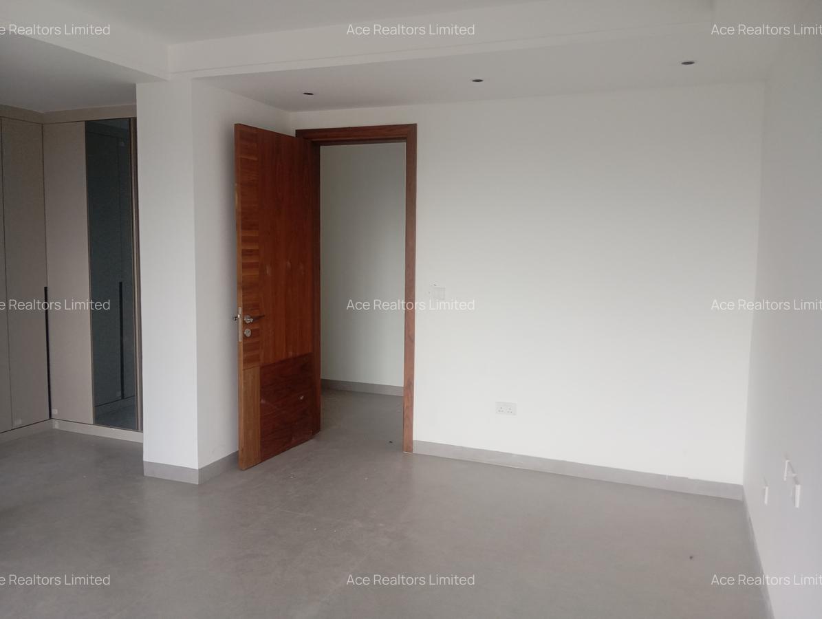2 Bed Apartment with En Suite at Westlands - 8