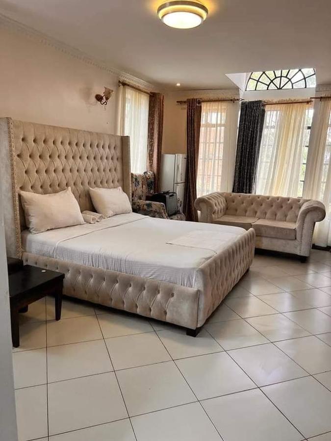 6 Bed House with En Suite in Kitengela - 9