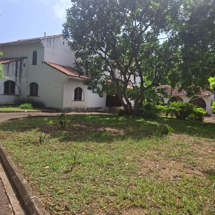 5 Bed House with En Suite at Nyali Mombasa - 4