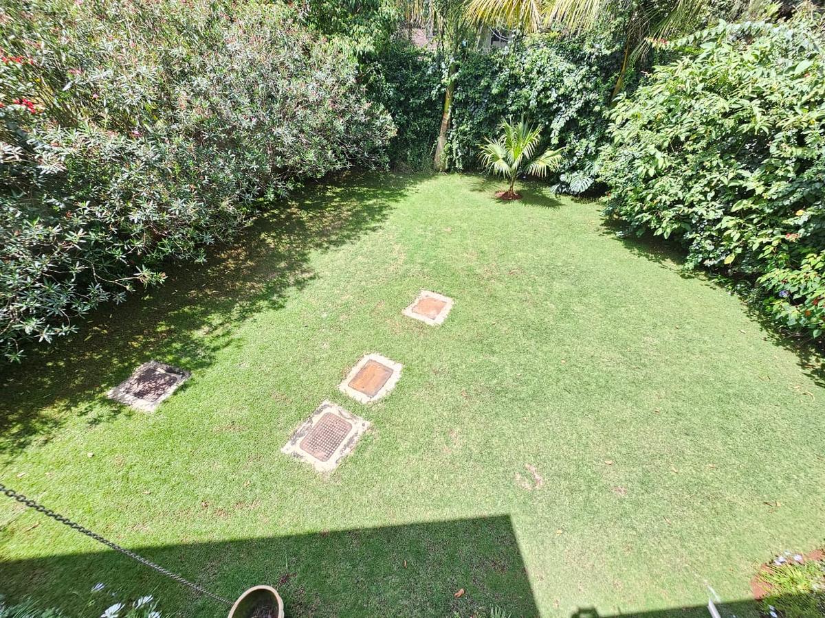 5 Bed Villa with En Suite in Lavington - 2
