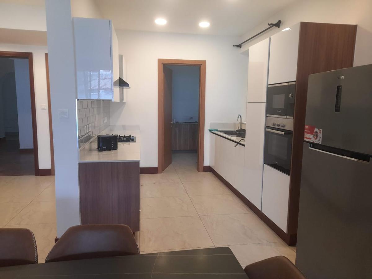 Furnished 2 Bed Apartment with En Suite in Parklands - 12