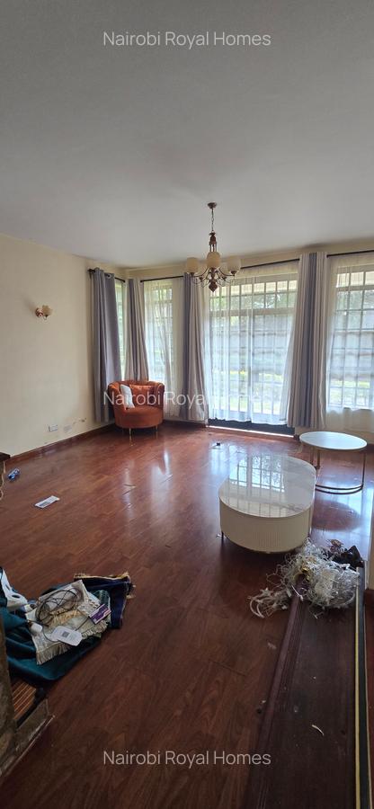 5 Bed Townhouse with En Suite at Lavington Green - 4