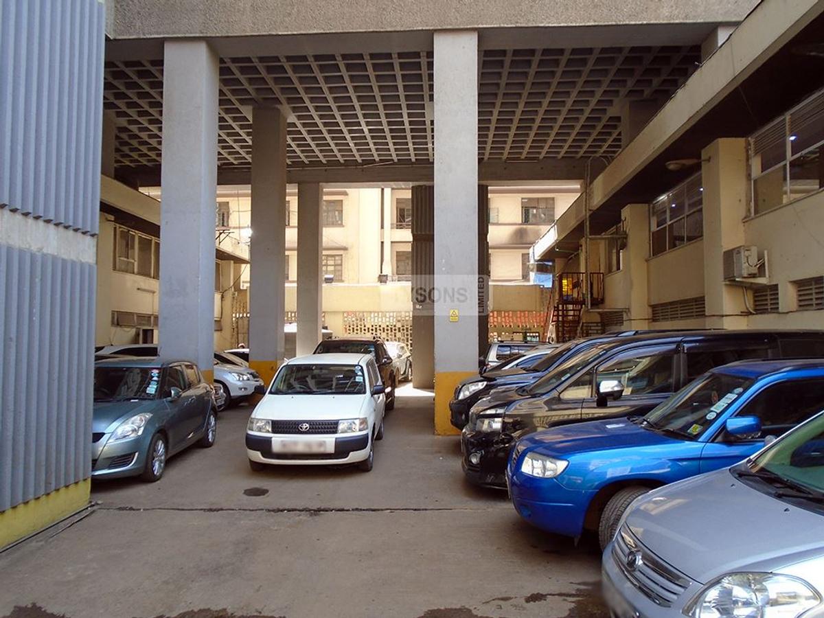 Office with Backup Generator in Nairobi CBD - 3