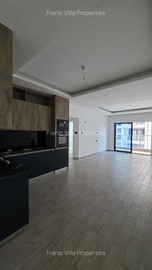 2 Bed Apartment with En Suite in Lavington - 2