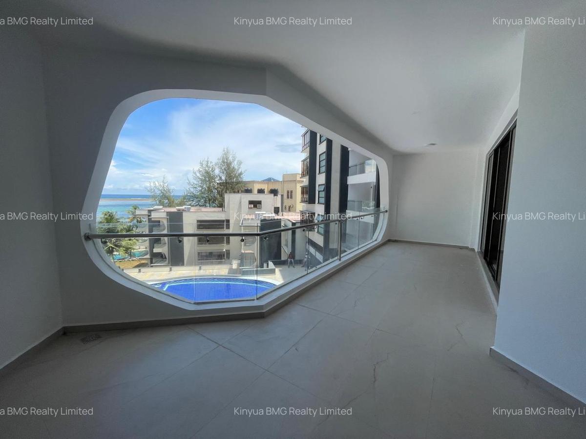 Serviced 3 Bed Apartment with En Suite in Nyali Area - 4