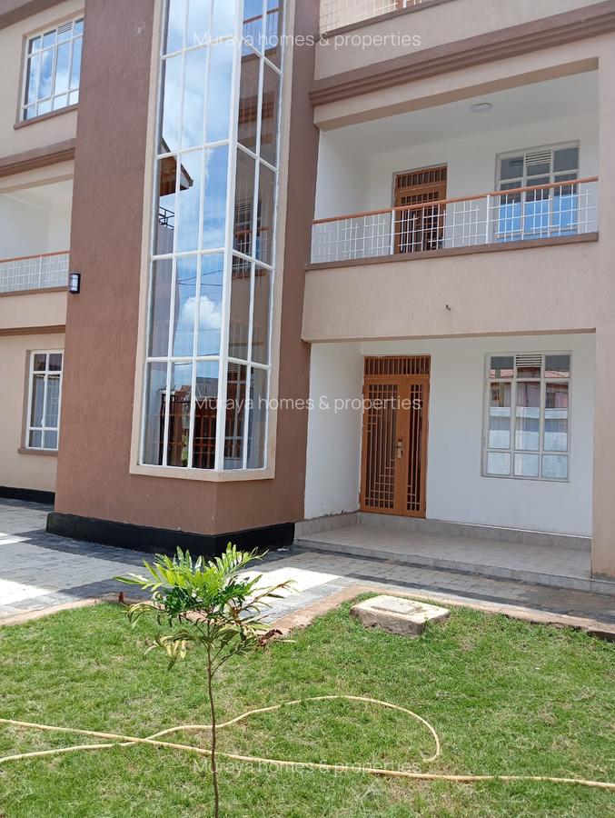 6 Bed House with En Suite at Membley - 16