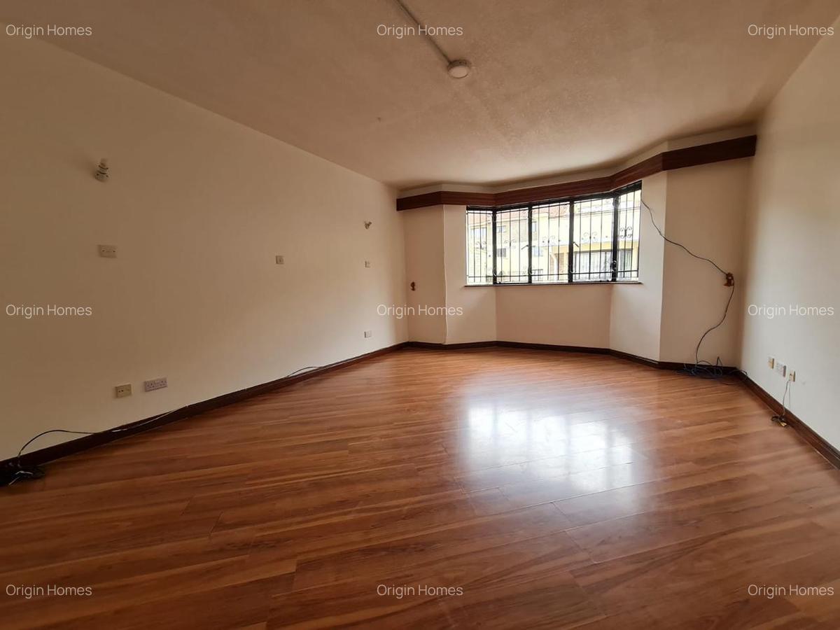 4 Bed Townhouse with En Suite at Westlands - 11