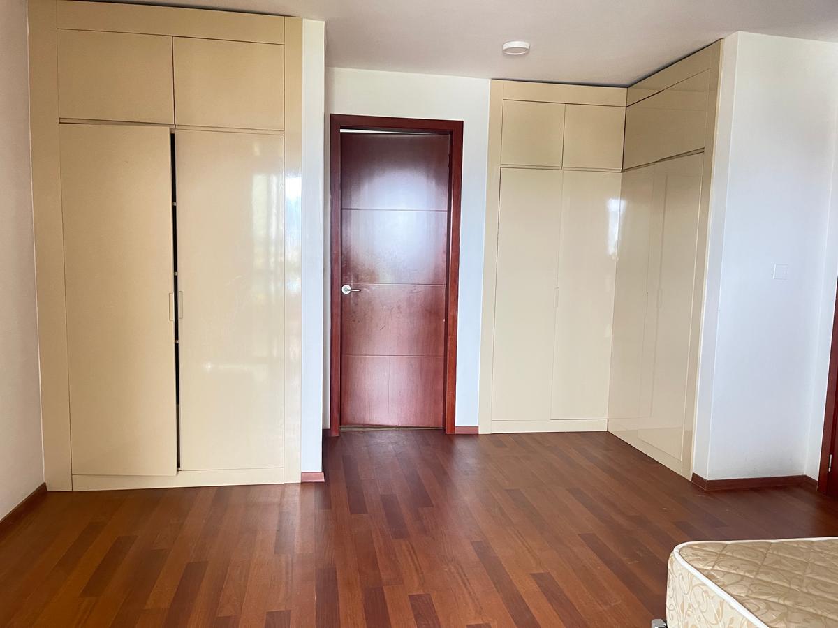 3 Bed Apartment with Swimming Pool in Parklands - 5