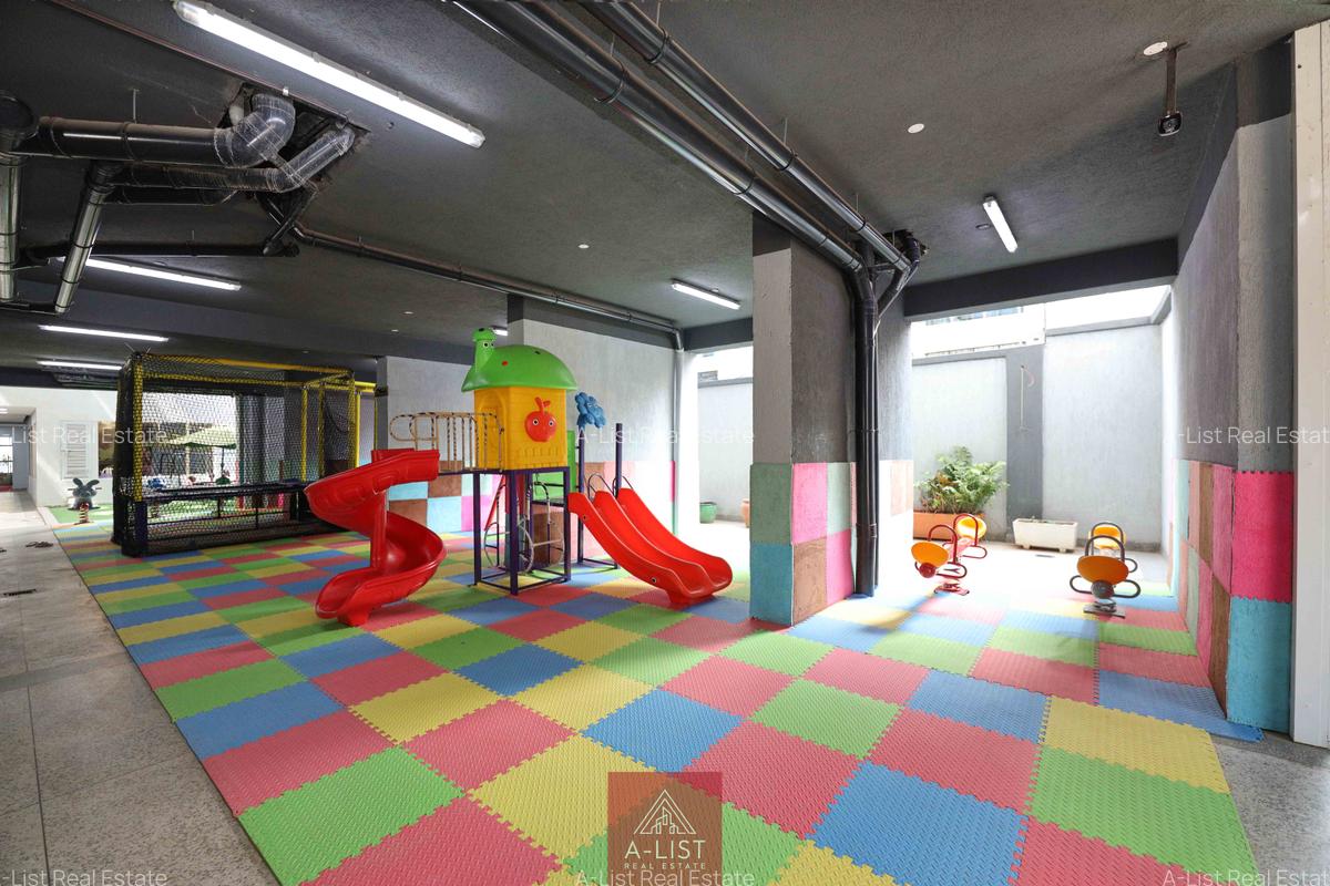 2 Bed Apartment with En Suite at Valley Arcade - 17