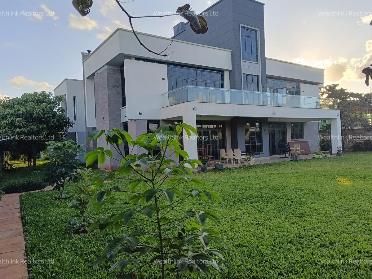 5 Bed House with En Suite at Runda - 5