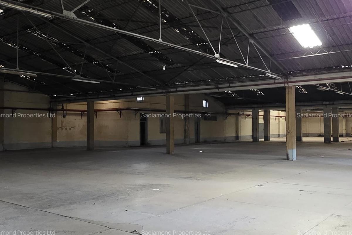 Warehouse with Parking in Mombasa Road - 2