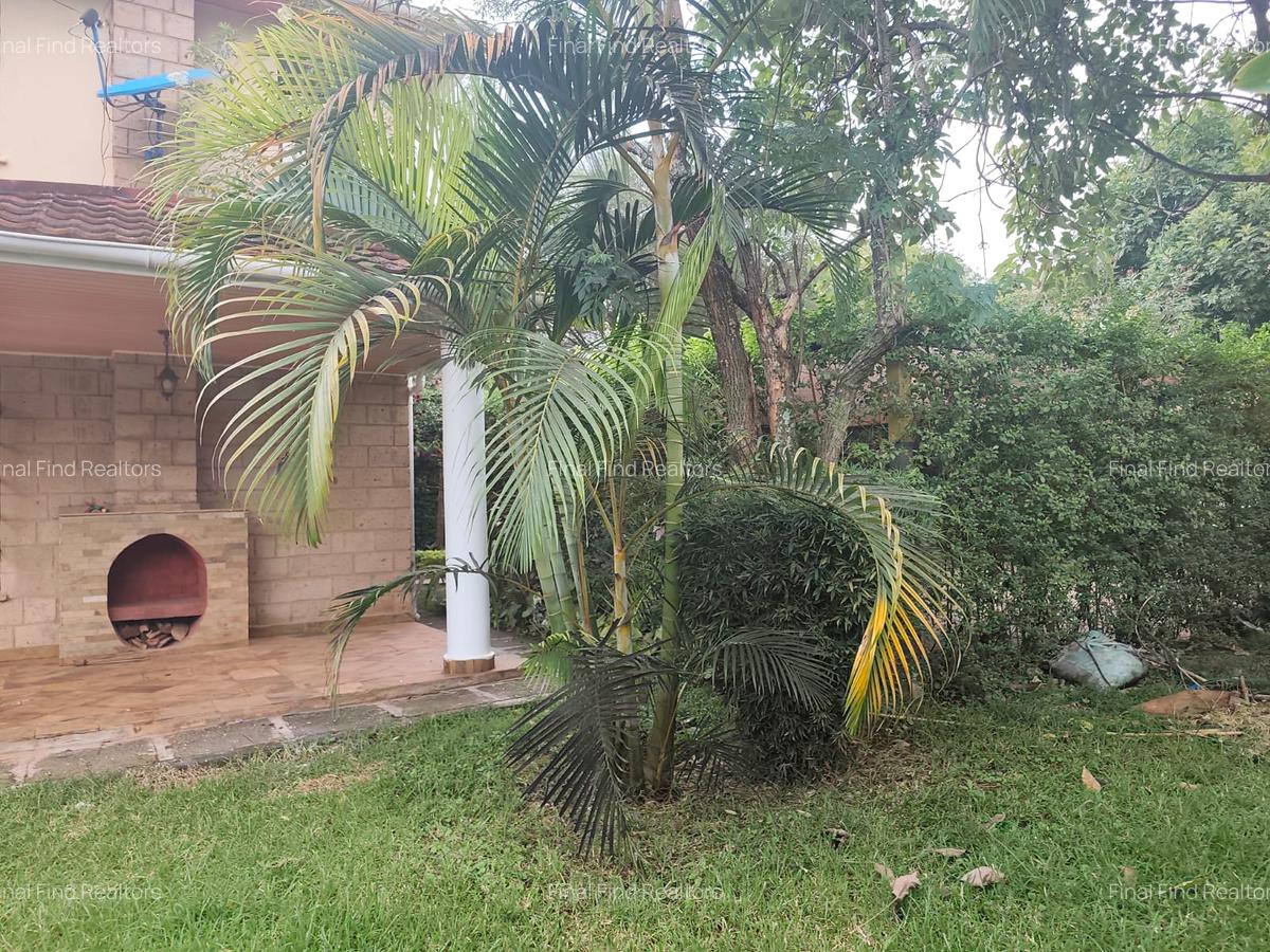 4 Bed Townhouse with En Suite in Kitisuru - 10