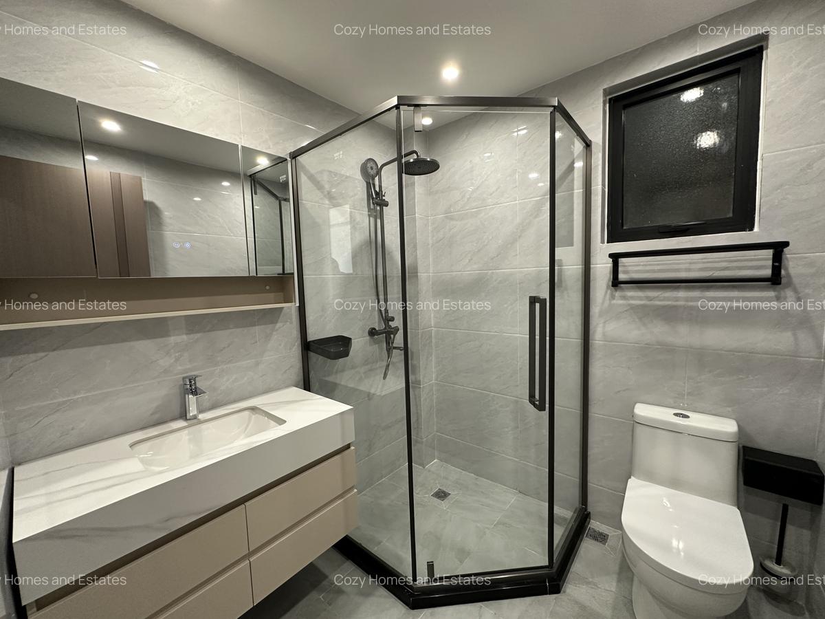 3 Bed Apartment with En Suite at Lavington - 18