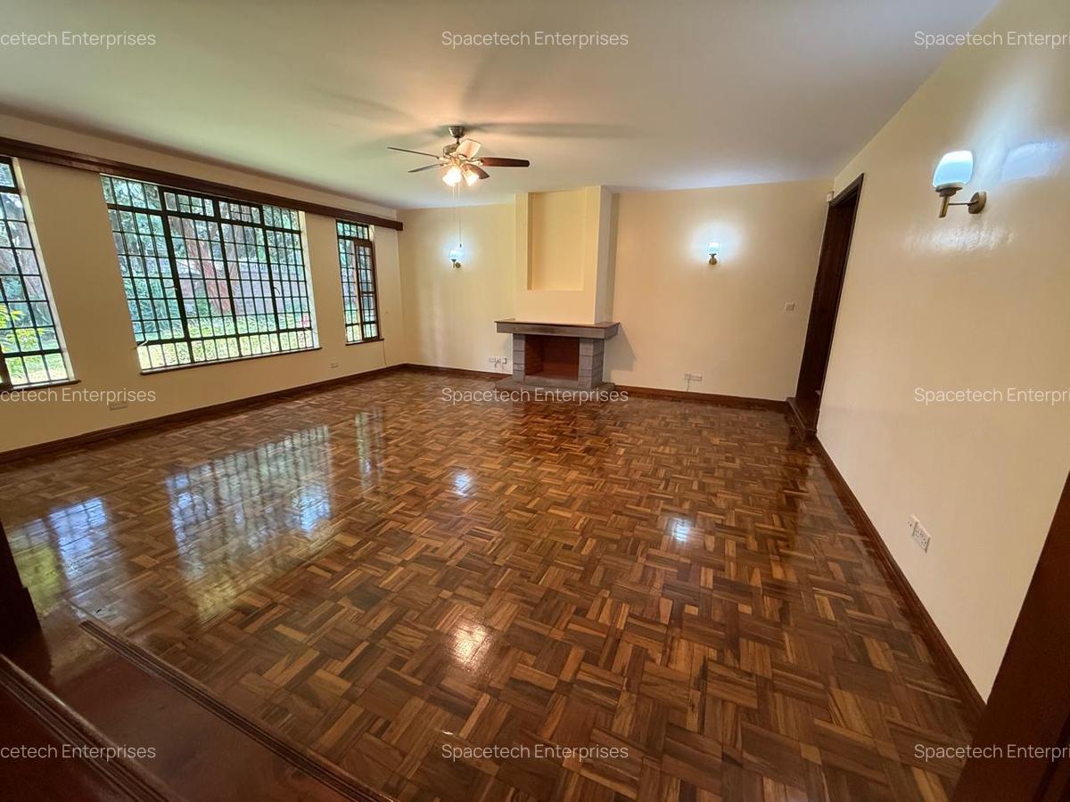 5 Bed House with En Suite in Nyari - 6