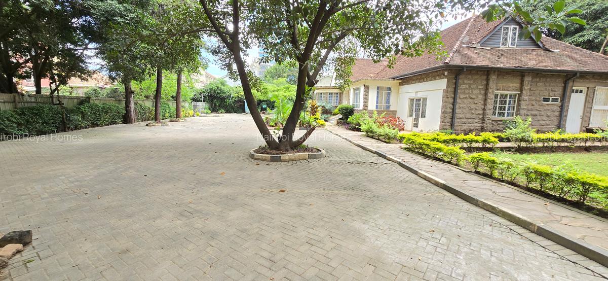 Commercial Property with Service Charge Included at Kilimani - 9