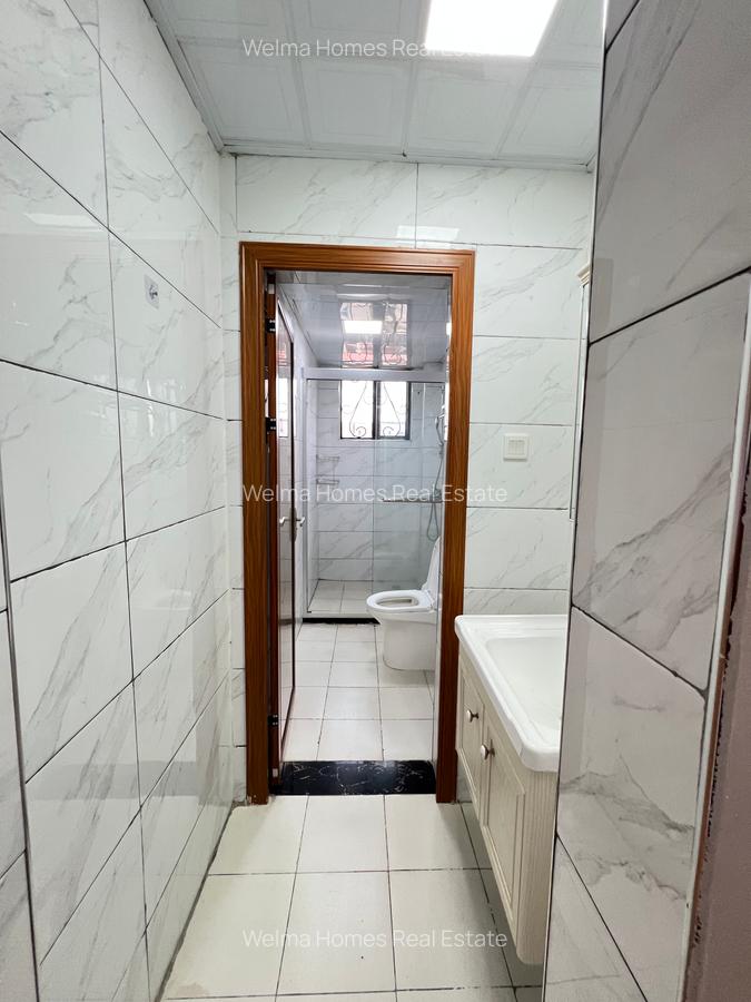 2 Bed Apartment with En Suite in Kilimani - 9