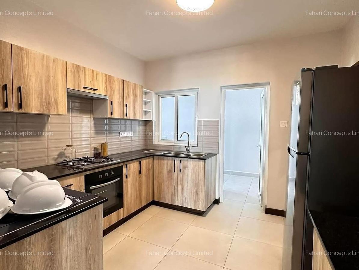 2 Bed Apartment with En Suite at Chady Road - 4