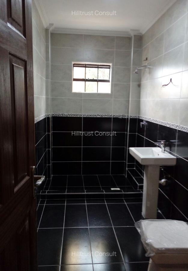 2 Bed Apartment with En Suite in Rhapta Road - 7