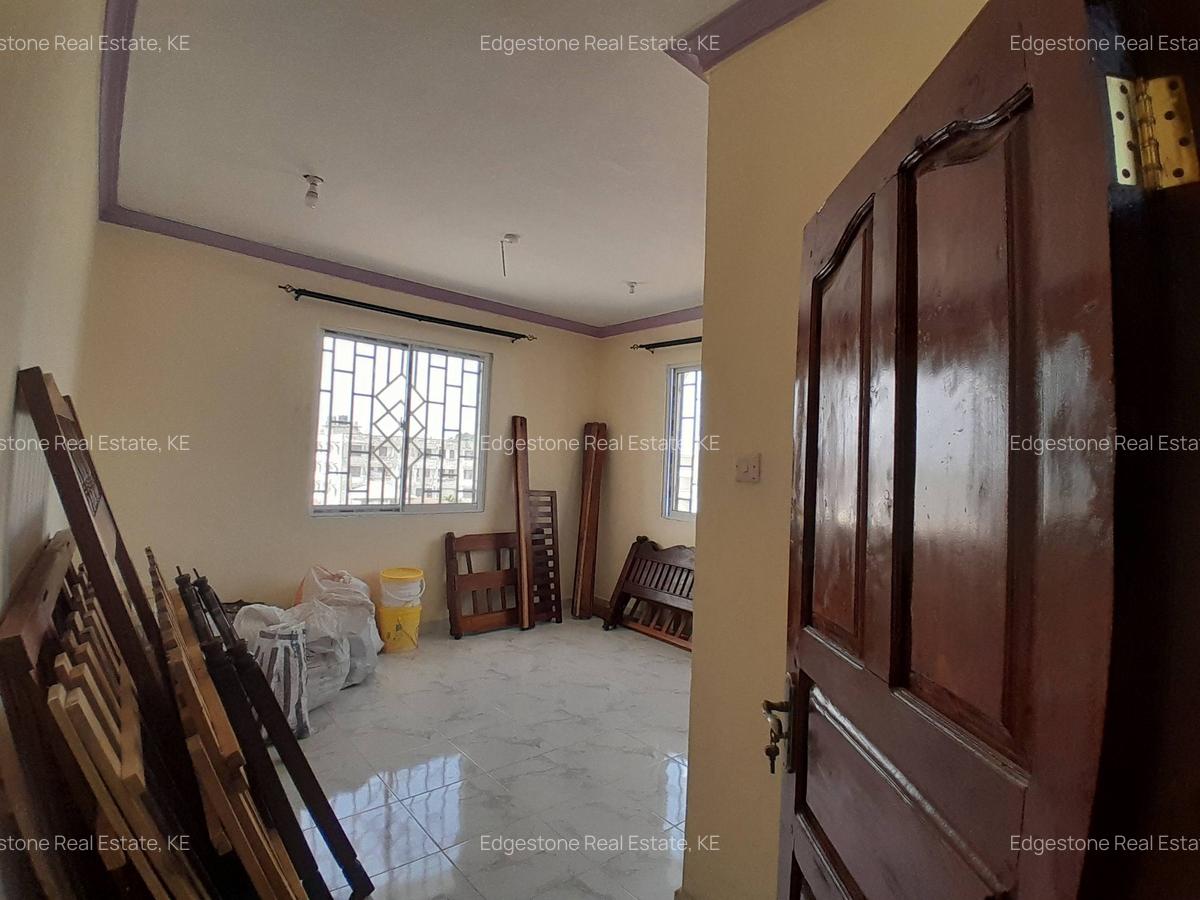 2 Bed Apartment with En Suite in Kongowea - 6