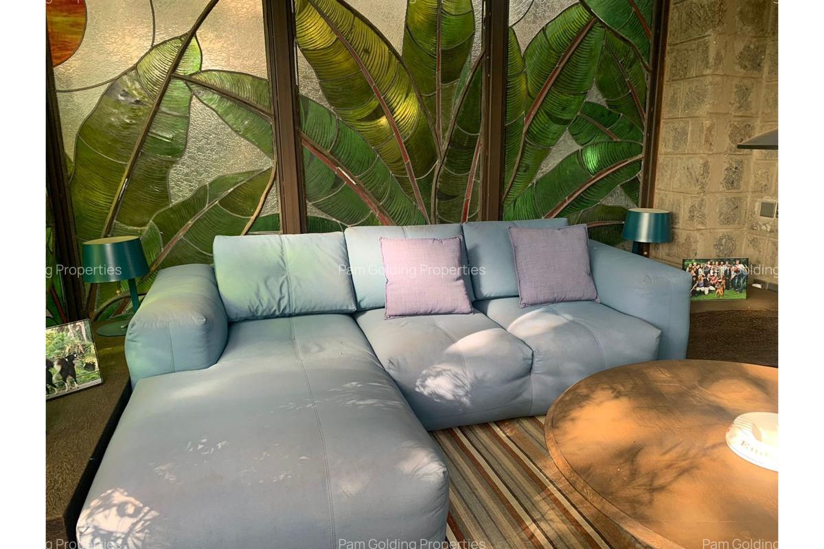 2 Bed House with En Suite in Gigiri - 17