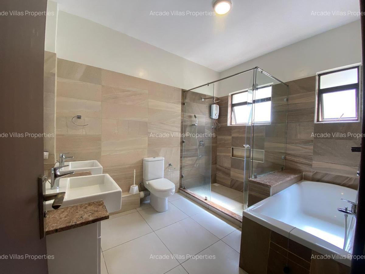 3 Bed Apartment with En Suite in General Mathenge - 9