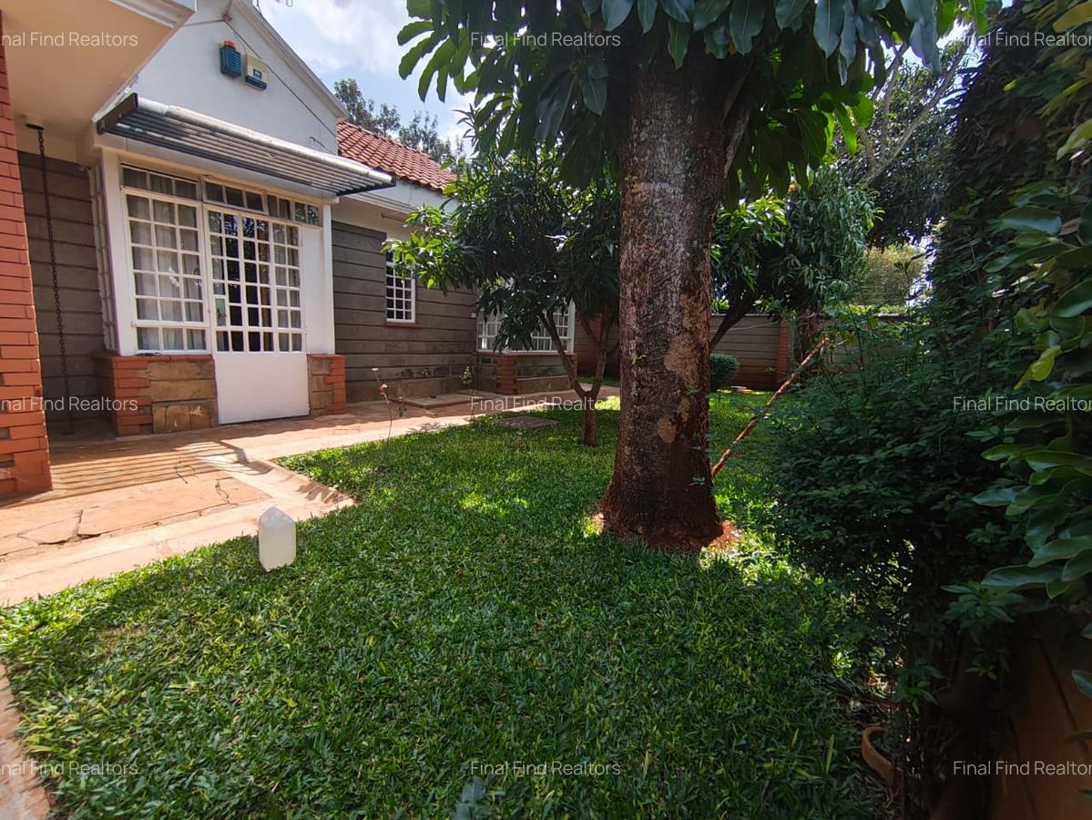 3 Bed House with En Suite in Runda - 1
