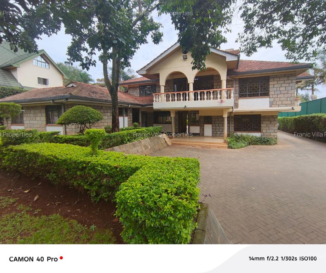 5 Bed House with En Suite at Runda - 1