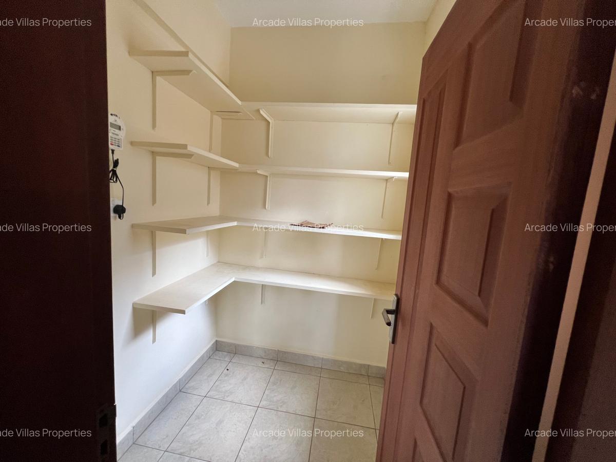 2 Bed Apartment with En Suite in Kileleshwa - 3