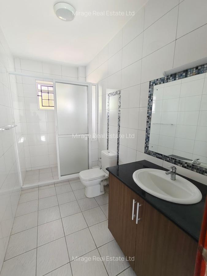 3 Bed Apartment with En Suite in Rhapta Road - 12