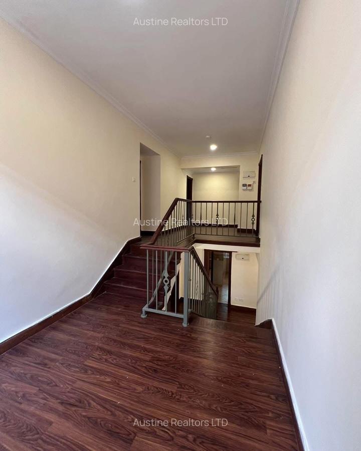 5 Bed Townhouse with En Suite at Shanzu Road - 13