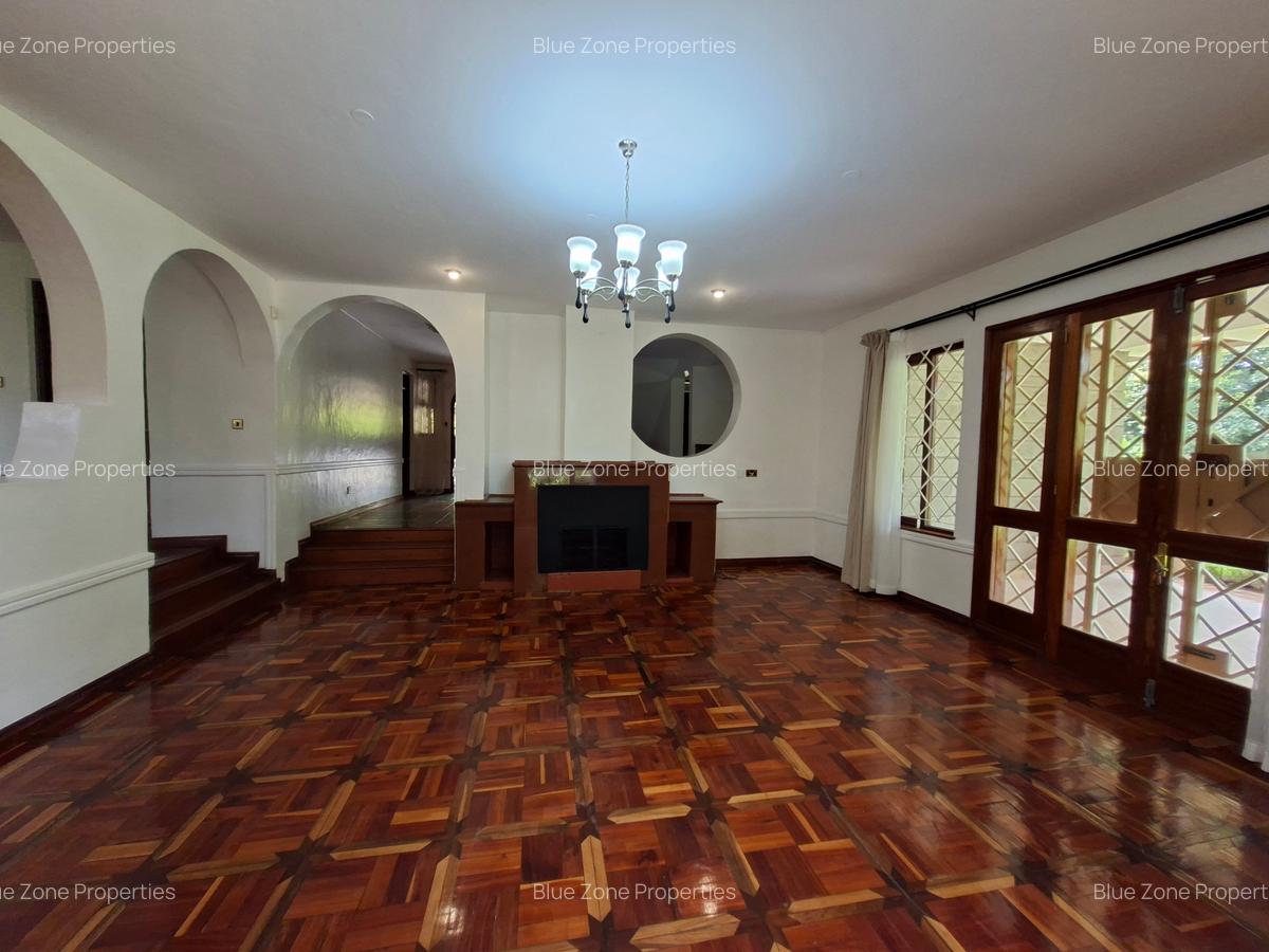 4 Bed House with En Suite at Off Glory Rd - 6