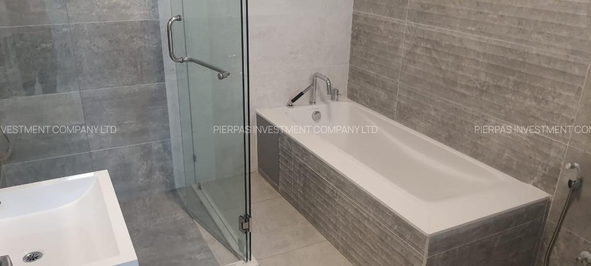 Serviced 2 Bed Apartment with En Suite in Kileleshwa - 9