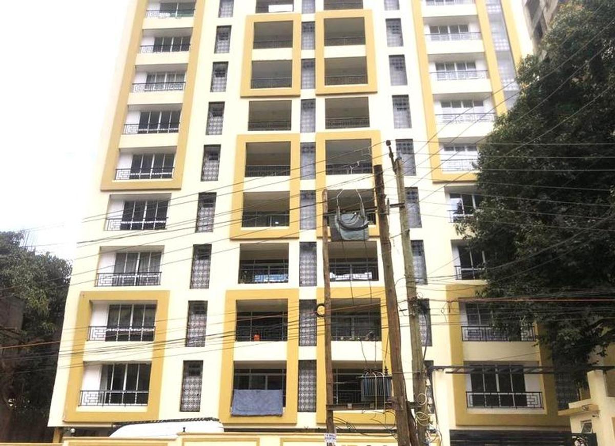 4 Bed Apartment with En Suite at 4Th Parklands Avenue - 1