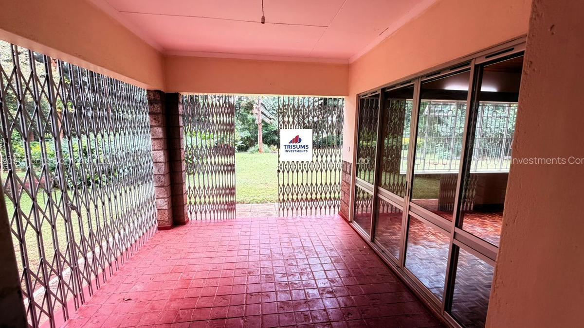4 Bed House with En Suite in Runda - 12