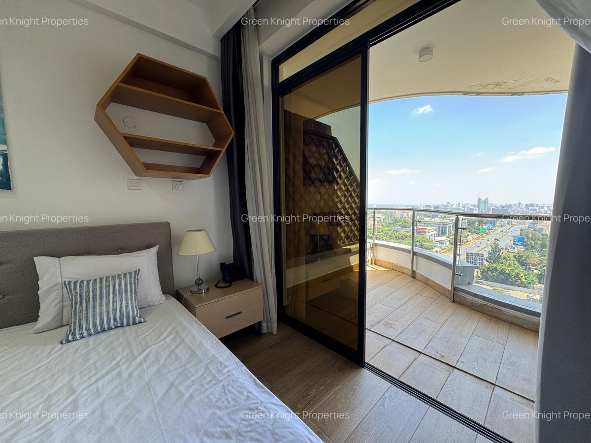 Serviced 3 Bed Apartment with En Suite in Westlands Area - 19