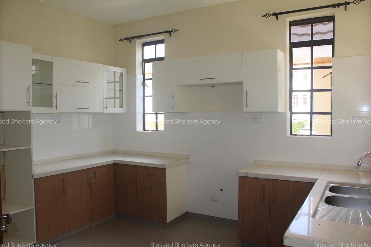 4 Bed Villa with En Suite in Kiambu Road - 16