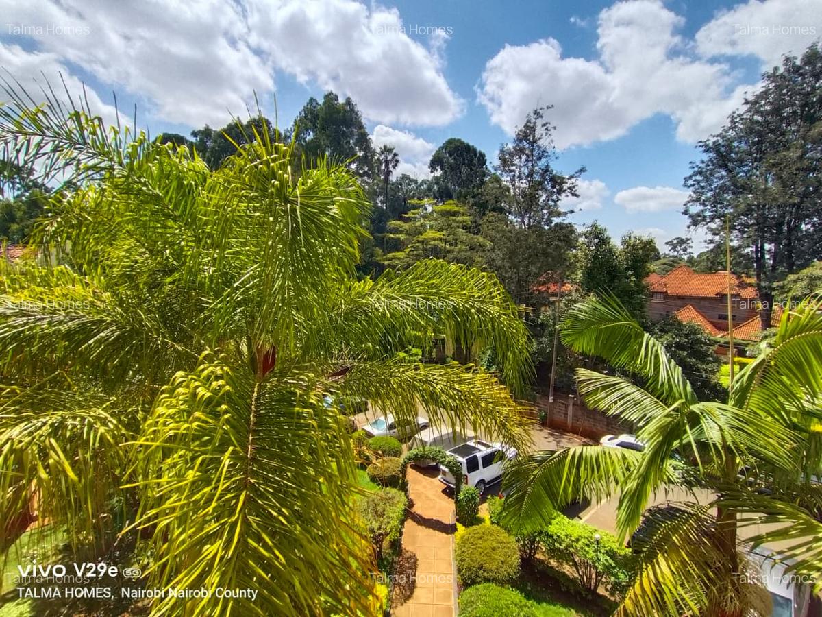 3 Bed Apartment with En Suite at Denis Pritt - 19