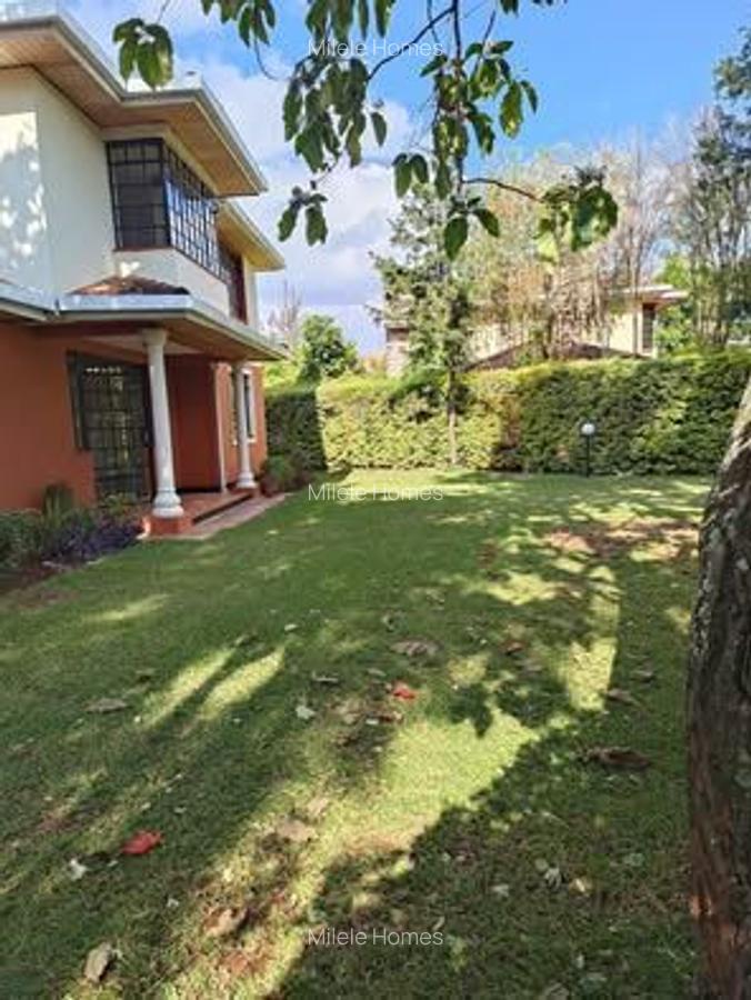 4 Bed Townhouse with En Suite at Four Ways - 2