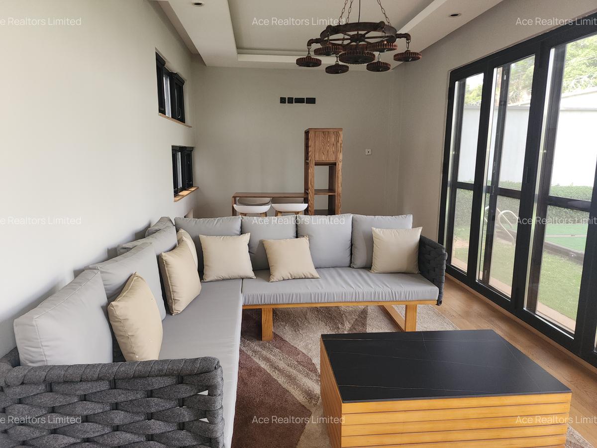 4 Bed Villa with En Suite at Jacaranda Avenue - 3