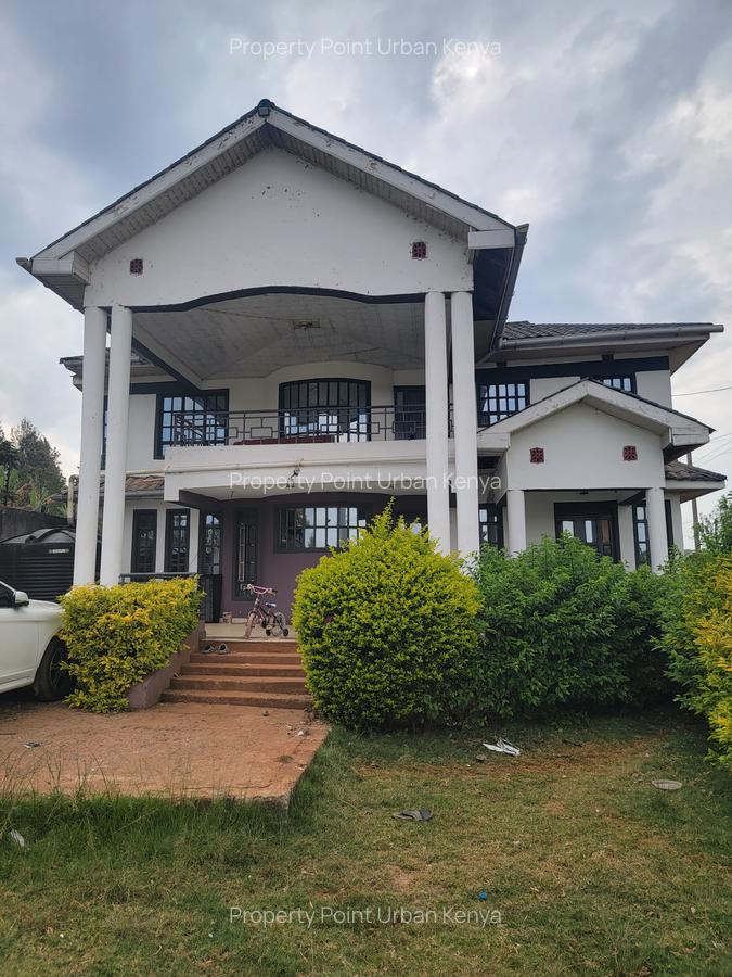 5 Bed Townhouse with En Suite at Ngoingwa - Thika Road - 1